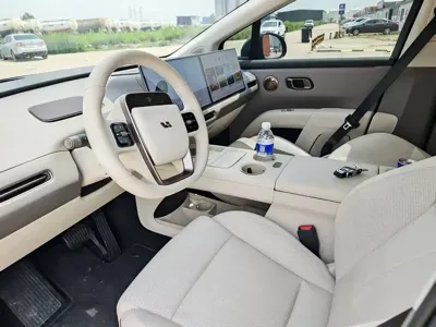 Li Auto 理想i8 2026, 21000 км, за 295800 CNY