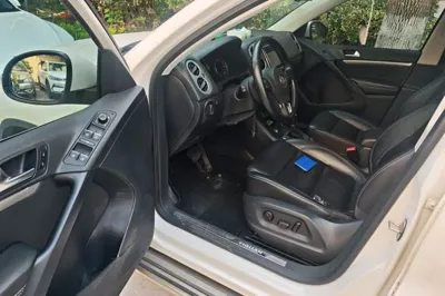 Volkswagen Tiguan 2016, 137400 км, за 55840.85 CNY - фото 13