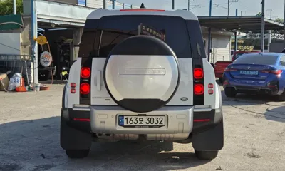 Land Rover Defender 2022, 93025 км, за 68900000 KRW