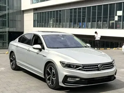 Volkswagen Magotan 2022, 45000 км, за 97000 CNY