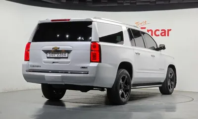 Chevrolet Surburban 2017, 113018 км, за 33500000 KRW - фото 3