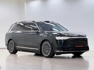 AITO 问界 AITO M9 2024, 26300 км, за 352000 CNY
