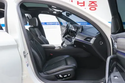 BMW 5-Series 2018, 93190 км, за 24900000 KRW - фото 11