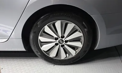 Hyundai Grandeur 2016, 137251 км, за 7400000 KRW - фото 5