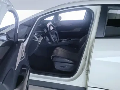 BYD Dolphin 2023, 42100 км, за 64800 CNY - фото 9
