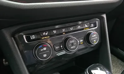 Volkswagen Tiguan 2018, 124991 км, за 18900000 KRW - фото 16