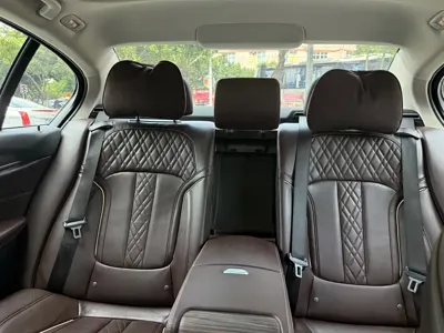 BMW 5 Series 2019, 60000 км, за 143800 CNY - фото 25