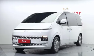 Hyundai Staria · 2025 год