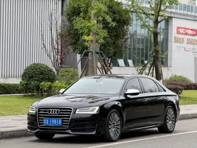 Audi A8 2018, 138000 км, за 215000 CNY