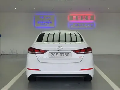 Hyundai Avante 2016, 77948 км, за 9800000 KRW