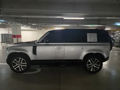 Land Rover Defender 2024, 36955 км, за 98830000 KRW