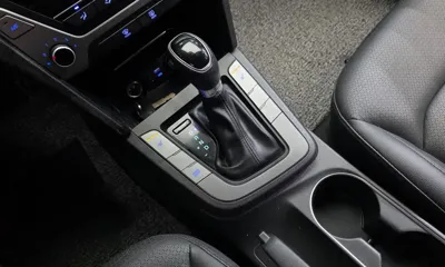 Hyundai Avante 2016, 108114 км, за 7900000 KRW - фото 9