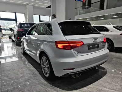 Audi A3 2020, 77300 км, за 60800 CNY - фото 5