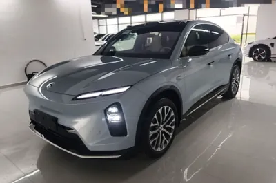 Nio EC6 · 2025 год
