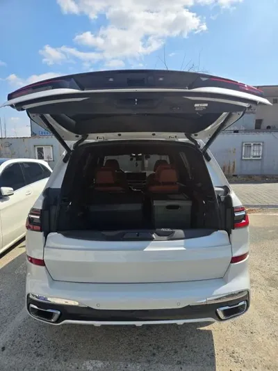 BMW X7 2025, 8500 км, за 151000000 KRW - фото 6