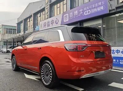 AITO 问界 AITO M9 2024, 32000 км, за 319800 CNY