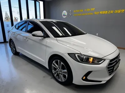 Hyundai Avante · 2018 год