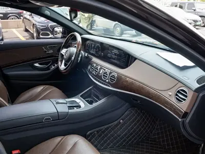 Mercedes-Benz S-Class 2020, 100000 км, за 338000 CNY - фото 9