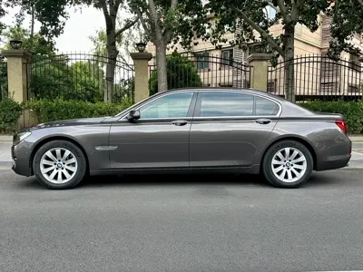 BMW 7 Series 2014, 157000 км, за 98000 CNY