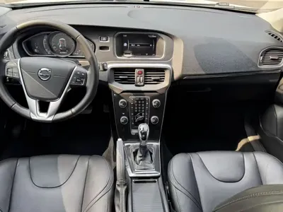 Volvo V40 2018, 90000 км, за 41800 CNY - фото 6