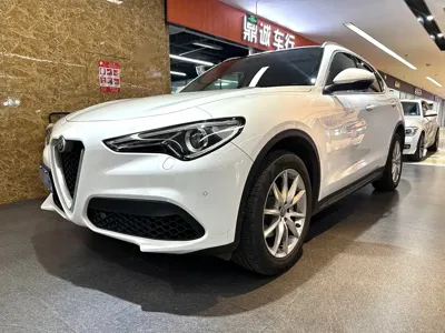 Alfa Romeo Stelvio · 2018 год