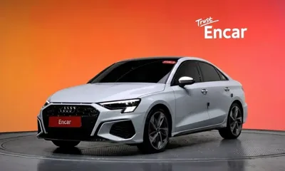 Audi S3 · 2023 год