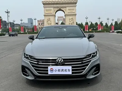Volkswagen CC 2023, 39000 км, за 136800 CNY