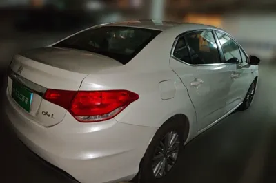 Citroen C4L 2014, 139100 км, за 30077.54 CNY