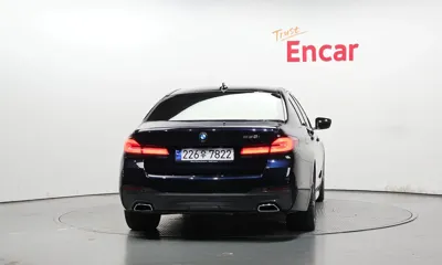 BMW 5-Series 2022, 98908 км, за 41900000 KRW