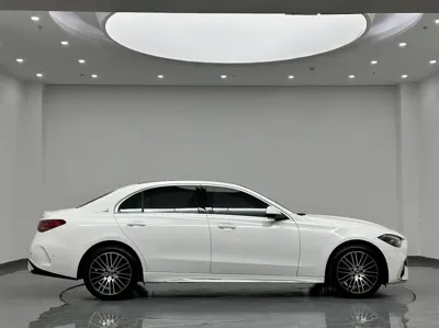 Mercedes-Benz C-Class 2024, 25000 км, за 199000 CNY