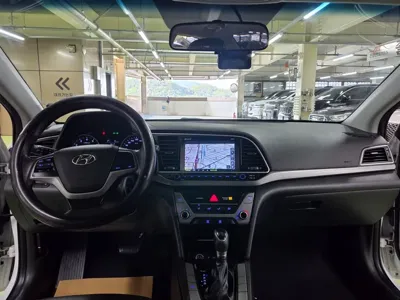 Hyundai Avante 2016, 132130 км, за 6990000 KRW - фото 10