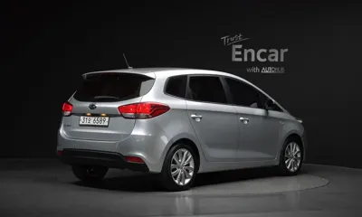 Kia Carens 2015, 66304 км, за 6500000 KRW - фото 2