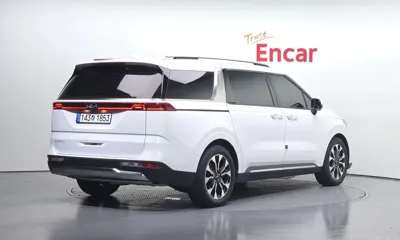 Kia Canival 2023, 64323 км, за 28500000 KRW