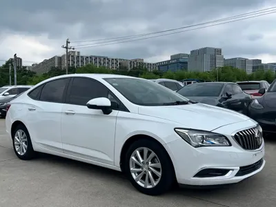 Buick Verano 2015, 110000 км, за 22799 CNY