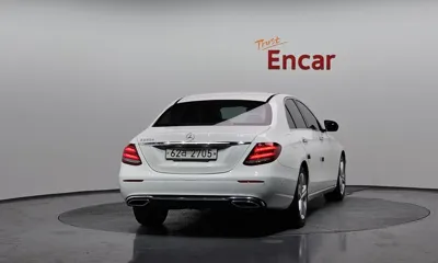 Mercedes-Benz E-Class 2017, 129220 км, за 17800000 KRW