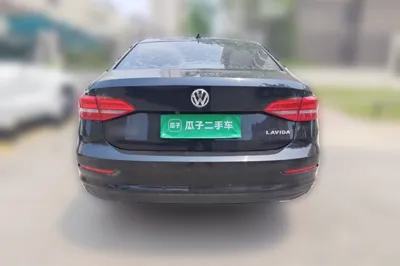 Volkswagen Lavida 2019, 94300 км, за 50544.41 CNY