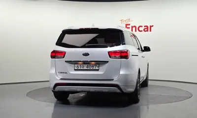Kia Canival 2018, 159882 км, за 10500000 KRW - фото 4