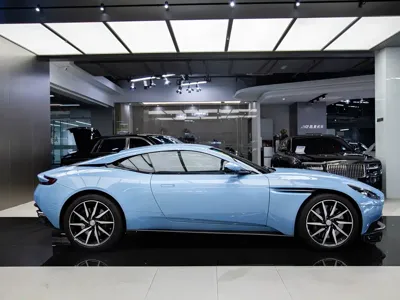 Aston Martin DB11 2019, 50000 км, за 998000 CNY - фото 11