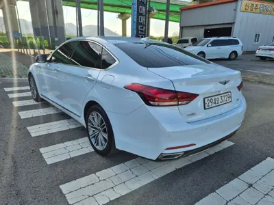 Genesis G80 2018, 183551 км, за 11700000 KRW