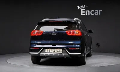 Kia Niro 2017, 121603 км, за 11800000 KRW