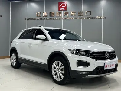 Volkswagen T-Roc 2022, 18000 км, за 113800 CNY