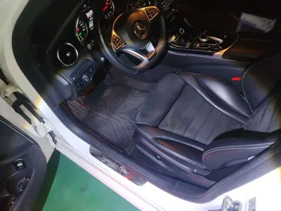 Mercedes-Benz C-Class 2017, 89100 км, за 86827.36 CNY - фото 17