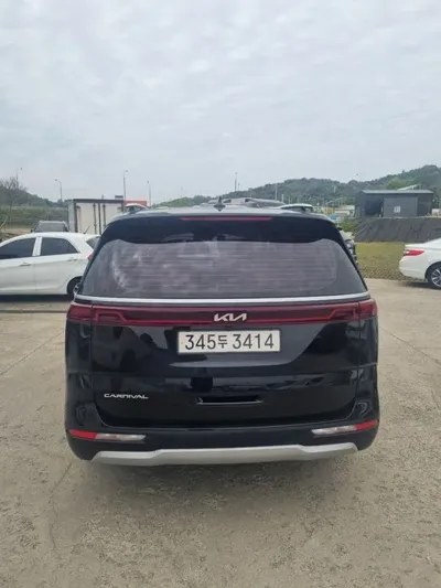 Kia Canival 2022, 55000 км, за 22700000 KRW