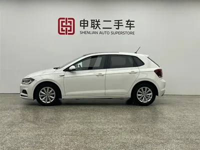 Volkswagen Polo 2021, 42500 км, за 51800 CNY