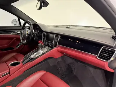 Porsche Panamera 2016, 98000 км, за 228000 CNY - фото 8