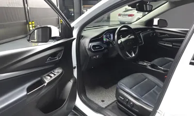 ChevroletGMDaewoo 볼트 EUV 2023, 61682 км, за 22990000 KRW - фото 10