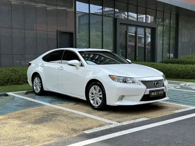Lexus ES 2015, 120000 км, за 75000 CNY