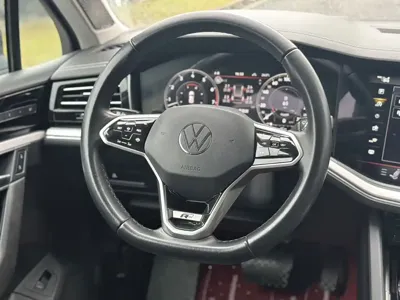 Volkswagen Touareg 2022, 86000 км, за 249000 CNY - фото 17