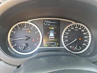 Nissan Tiida 2018, 56600 км, за 41700 CNY - фото 12