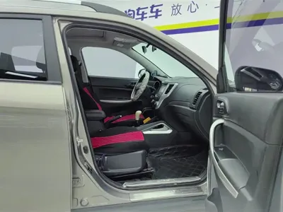 Changan CS35 2015, 43700 км, за 13799 CNY - фото 8
